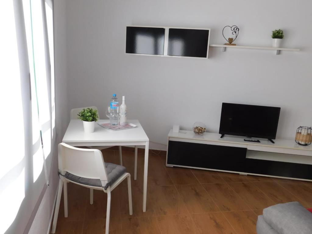 Estudio Sermar Punta Mujeres Extérieur photo